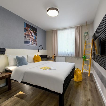 ไอบิส สไตล์ ดอร์ทมุนด์ เวสต์ Hotel ภายนอก รูปภาพ